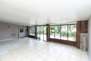 Casa comercial com 270m², Azenha em Porto Alegre